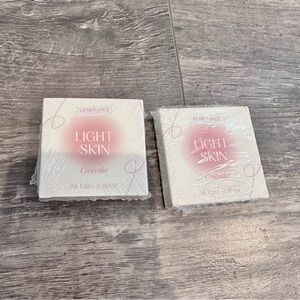 New in Package 2 Viral Luminance Light Skin Concealer Makeup Compact